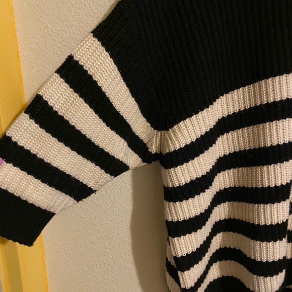 Zara - Picture 4 of 4